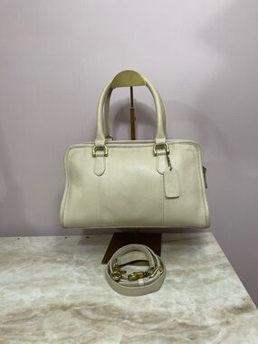 Vintage Coach Beaumont satchel